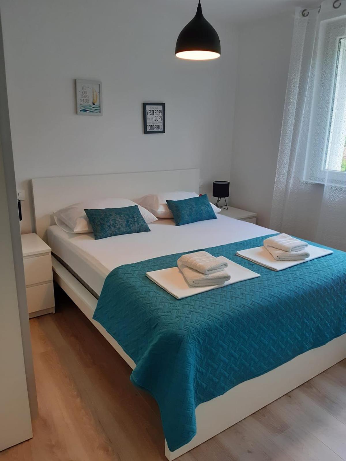 Vila Neda Podaca Habitación foto